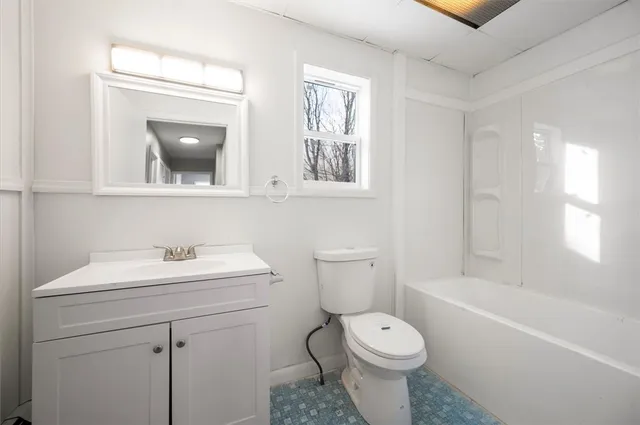 $285,000 | 399 Jackson Summit Road, Unit E, Mayfield, NY 12117