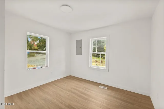 $1,600 | 145 New Street, Jonesborough, TN 37659