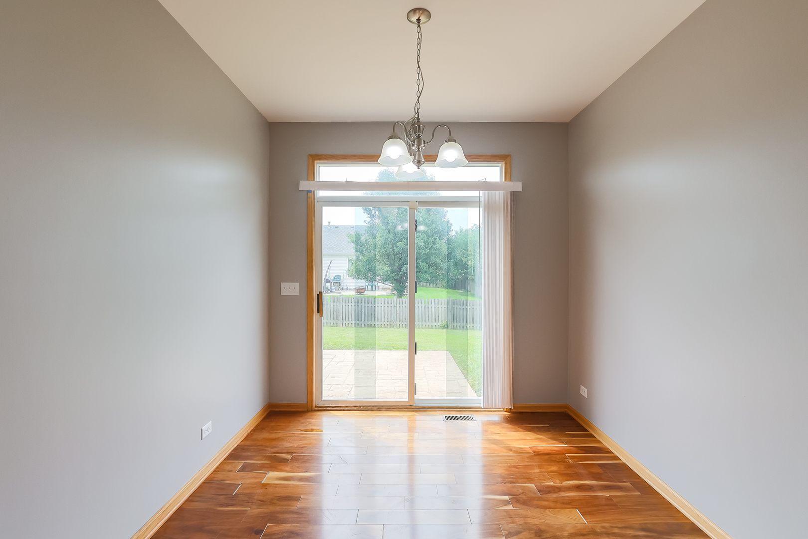 515 Ramsden Road Plano, IL 60545 - Photo 8 of 33 a view of an empty room with a window