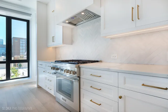 $2,999,999 | 116 North Willard Court, Unit PH01, Chicago, IL 60607