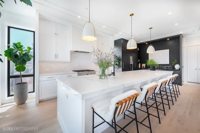 $2,999,999 | 116 North Willard Court, Unit PH01, Chicago, IL 60607