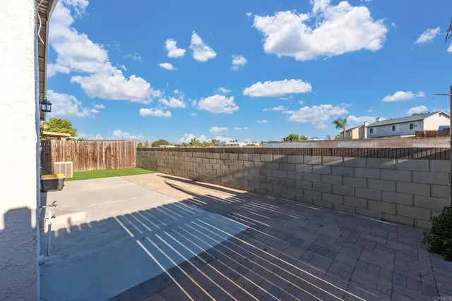 $469,999 | 695 Clearwater Drive, Perris, CA 92571