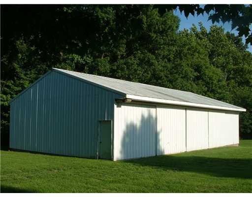 22500 Riley Road Lakeville, IN 46536 - Photo 14 of 21 Gallery Image 14