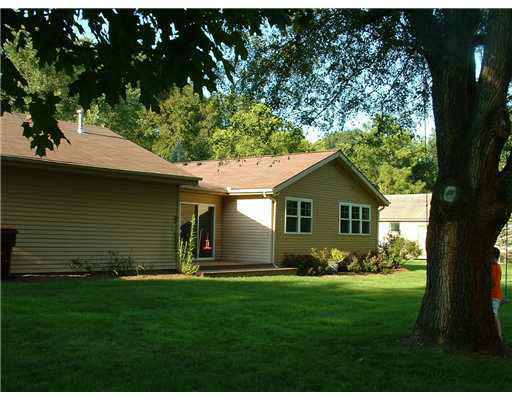 22500 Riley Road Lakeville, IN 46536 - Photo 16 of 21 Gallery Image 16