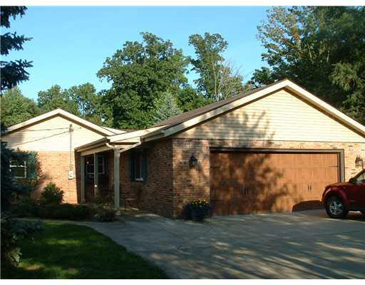 22500 Riley Road Lakeville, IN 46536 - Photo 17 of 21 Gallery Image 17