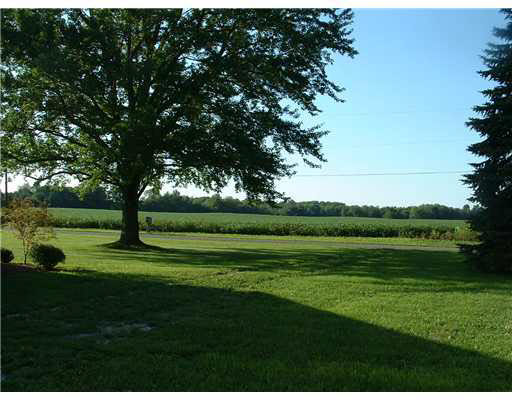 22500 Riley Road Lakeville, IN 46536 - Photo 20 of 21 Gallery Image 20