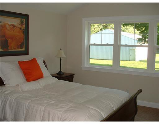 22500 Riley Road Lakeville, IN 46536 - Photo 9 of 21 Gallery Image 9