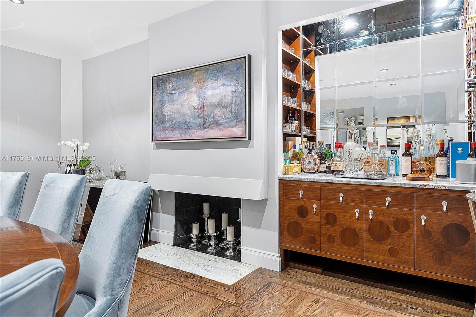 524 Hardee Road Coral Gables, FL 33146 - Photo 18 of 48 a living room with furniture