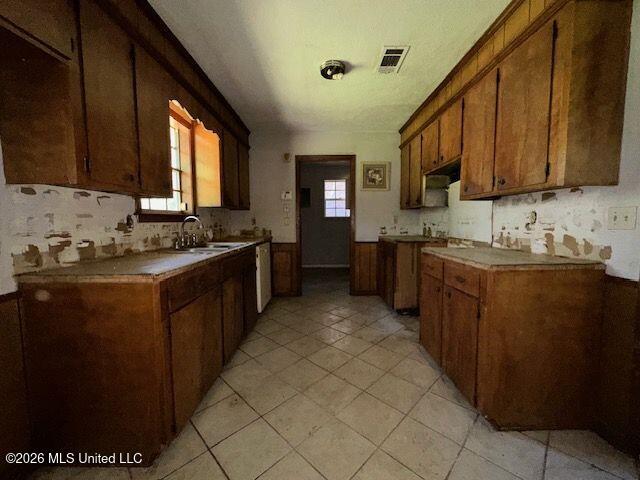 4757 Old Lake Road Jackson, MS 39212 - Photo 2 of 10 Old Lake Rd Kitchen