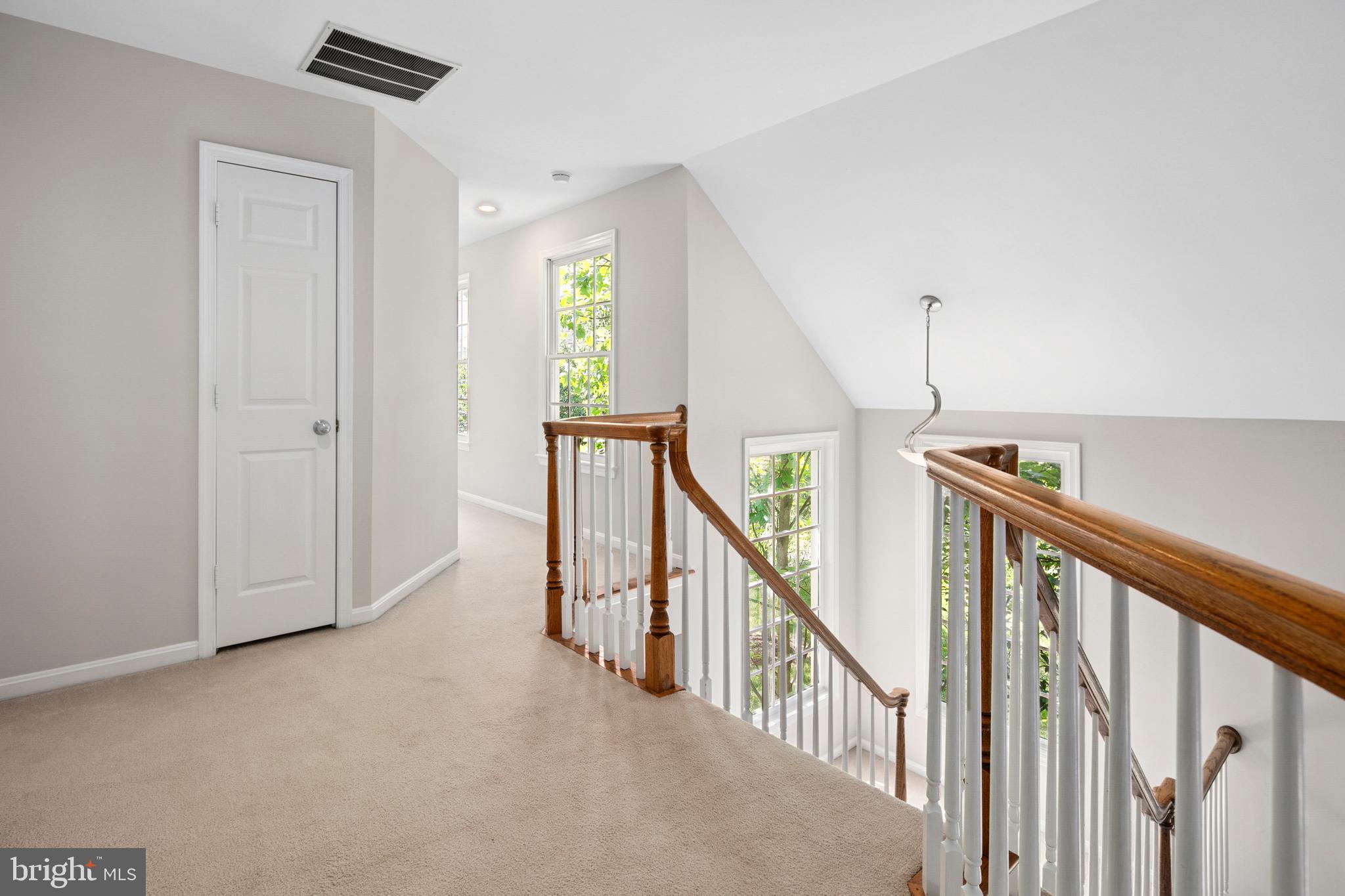 11415 Hollow Timber Court Reston, VA 20194 - Photo 19 of 46 Gallery Image 19