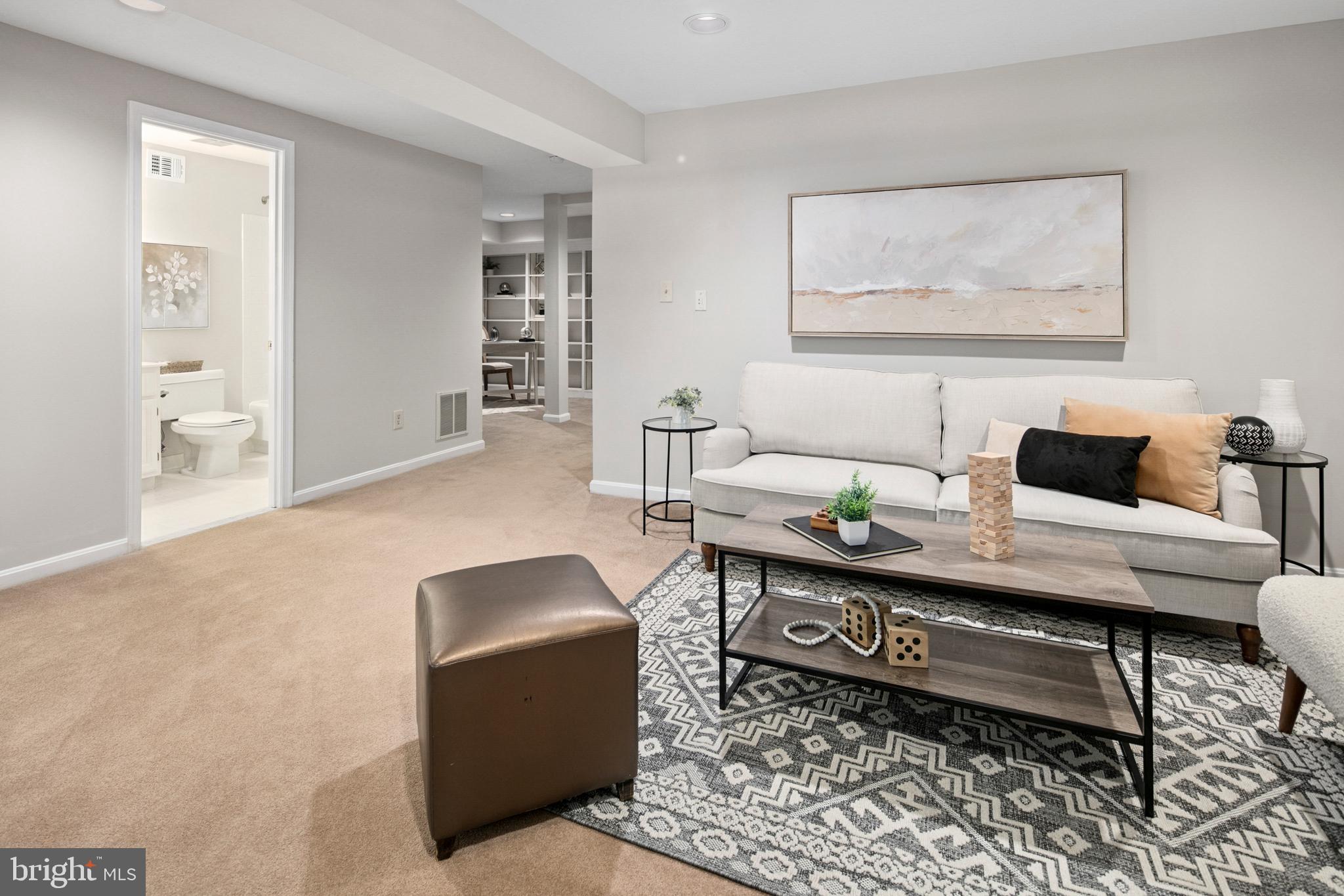 11415 Hollow Timber Court Reston, VA 20194 - Photo 33 of 46 Gallery Image 33