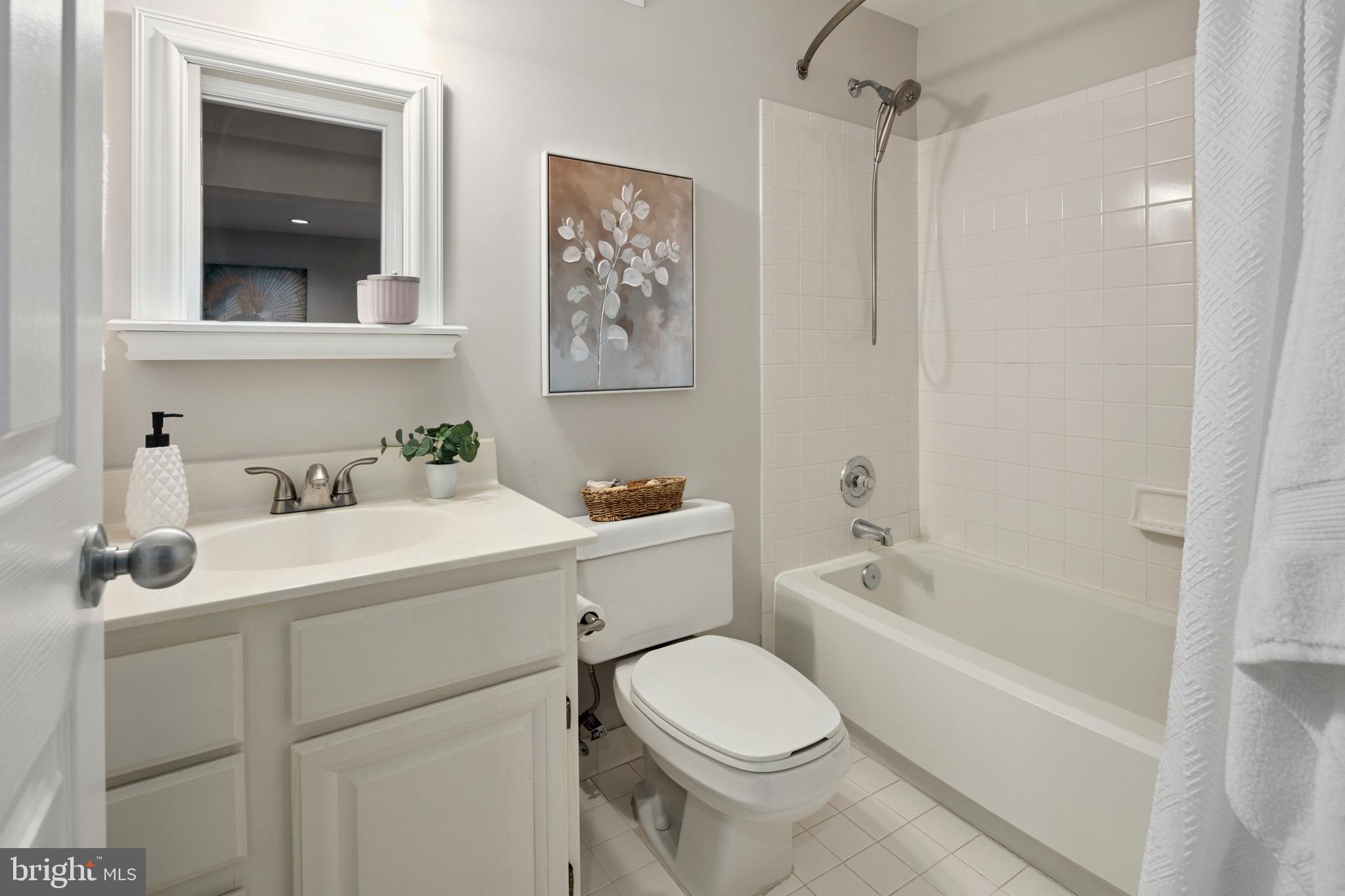 11415 Hollow Timber Court Reston, VA 20194 - Photo 38 of 46 Gallery Image 38