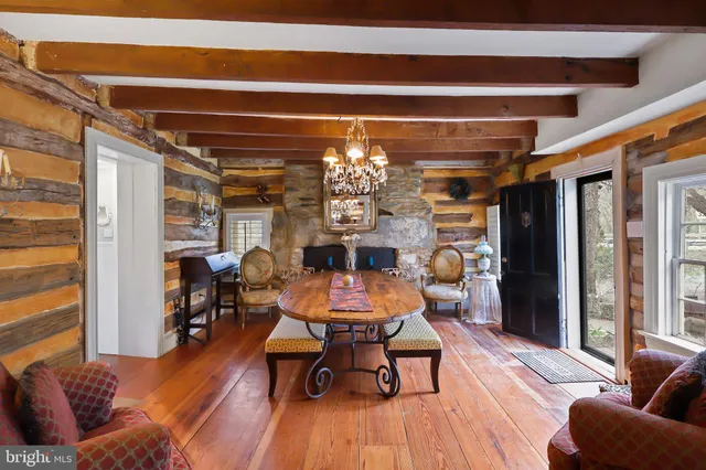 $1,150,000 | 37275 Charles Town, Purcellville, VA 20132