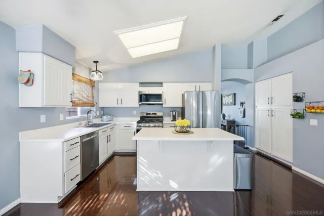 $670,000 | 43186 Corte Argento, Temecula, CA 92592