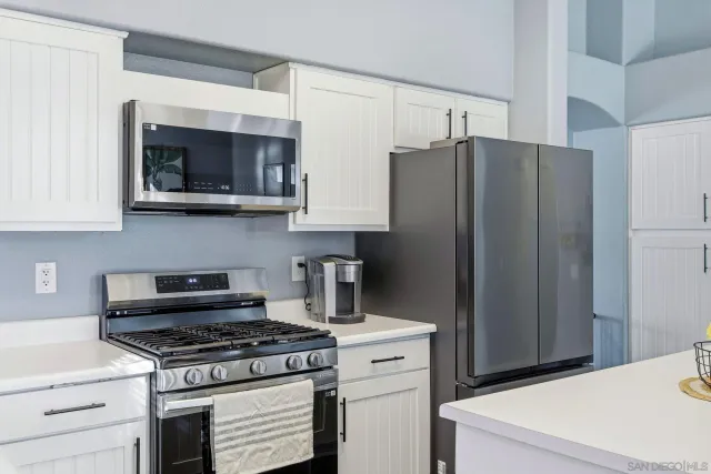 $670,000 | 43186 Corte Argento, Temecula, CA 92592