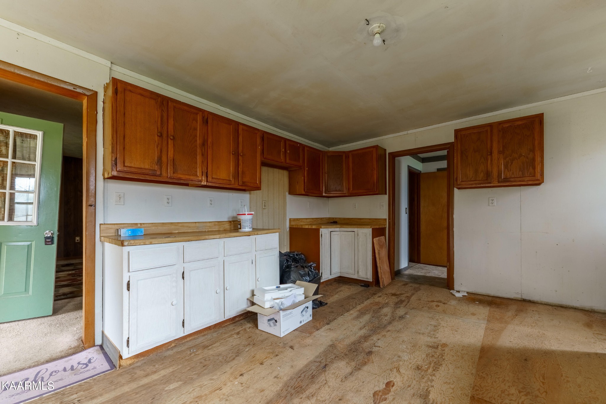 936 Middle Creek Road Cosby, TN 37722 - Photo 7 of 20