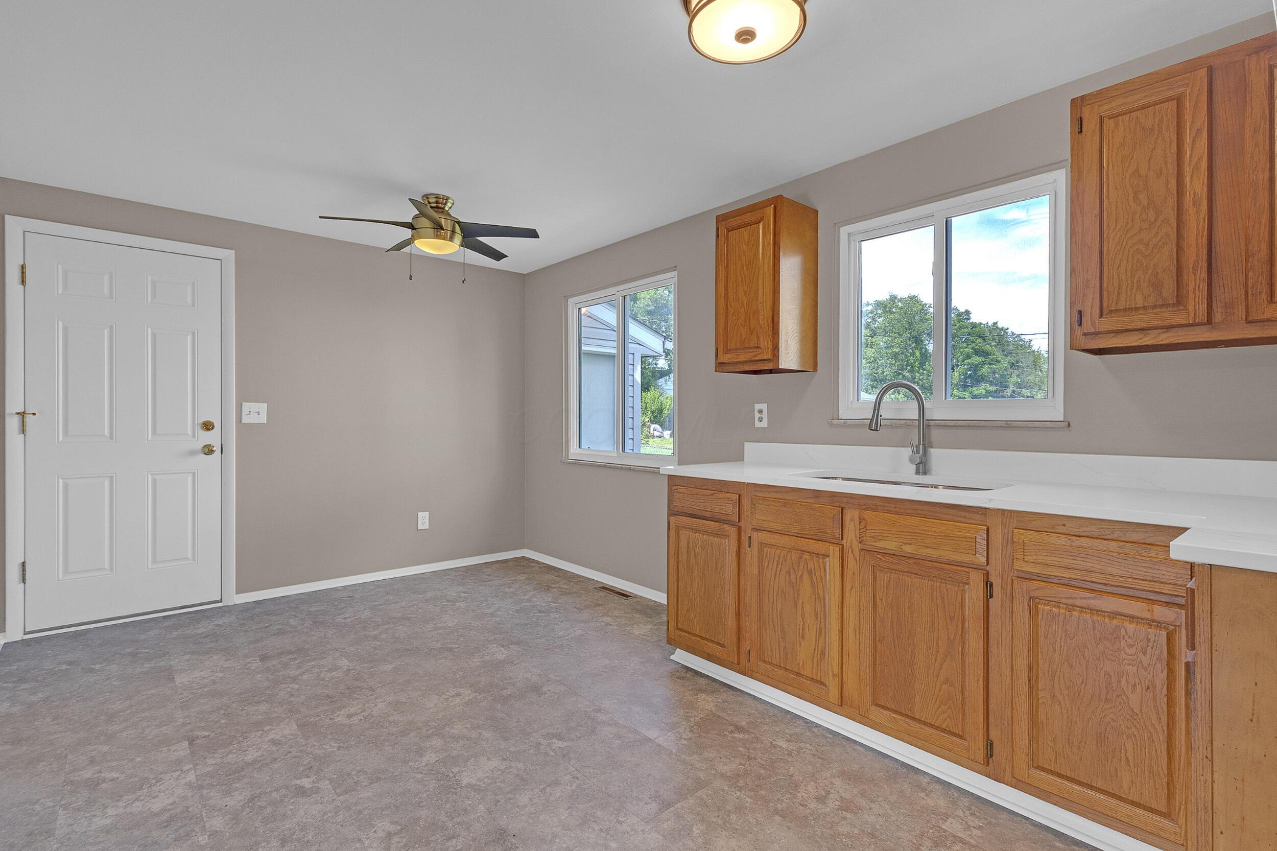 5900 Balboa Road Westerville, OH 43081 - Photo 15 of 25