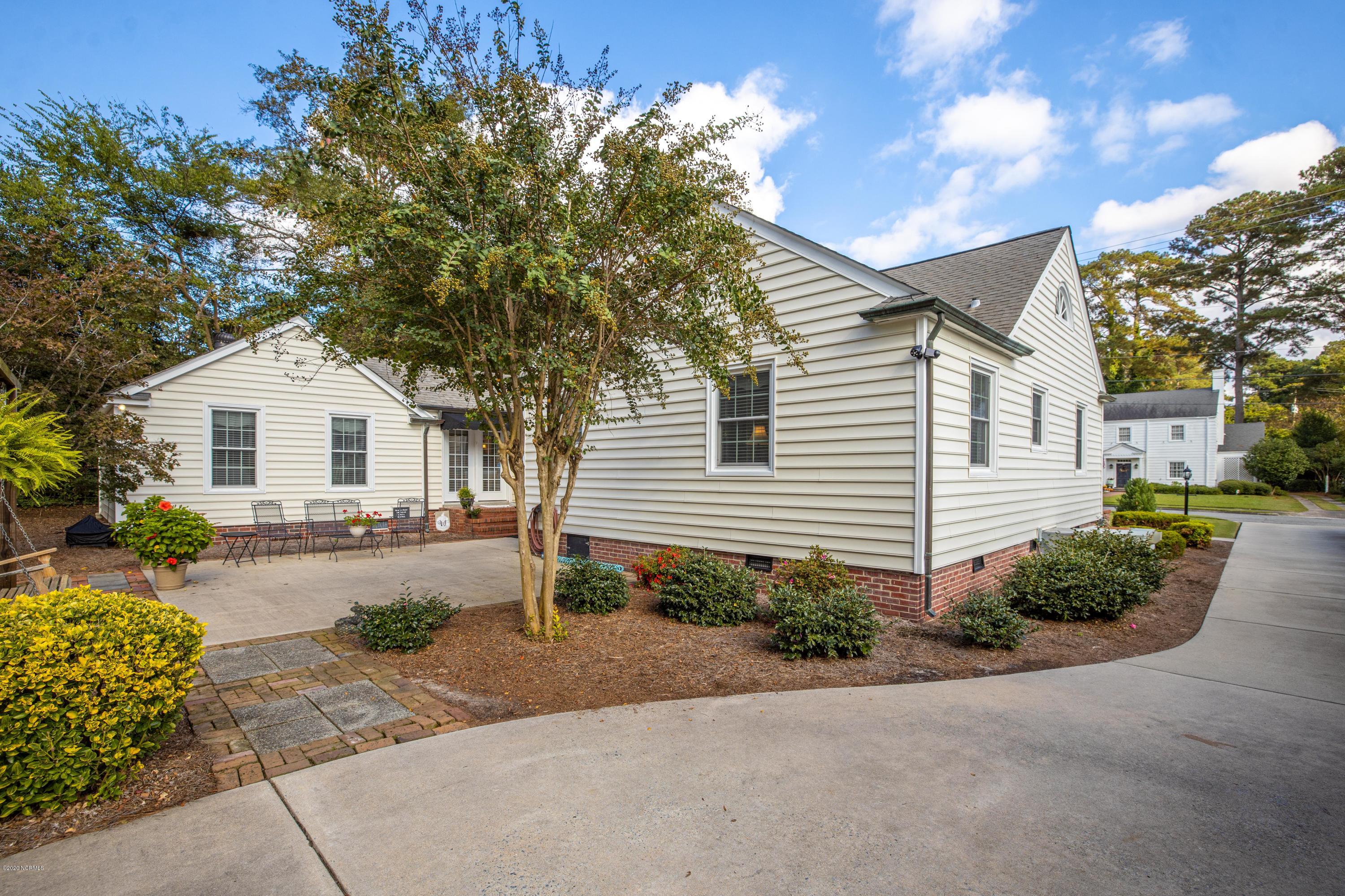 906 W Road Kinston, NC 28501 - Photo 5 of 51 906 West Road-6