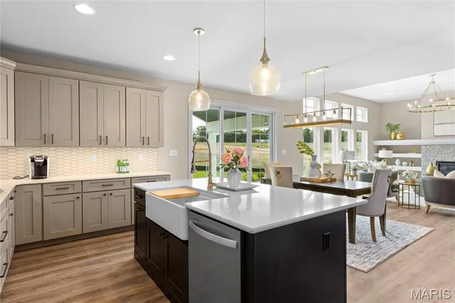 $984,900 | 1 Tbb Parkview Ii @ Sulphur Spring, Manchester, MO 63021