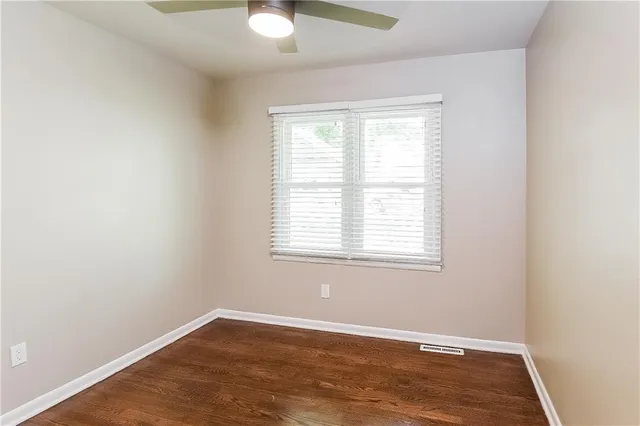 $1,325 | 705 West Marcia Avenue, Independence, MO 64050