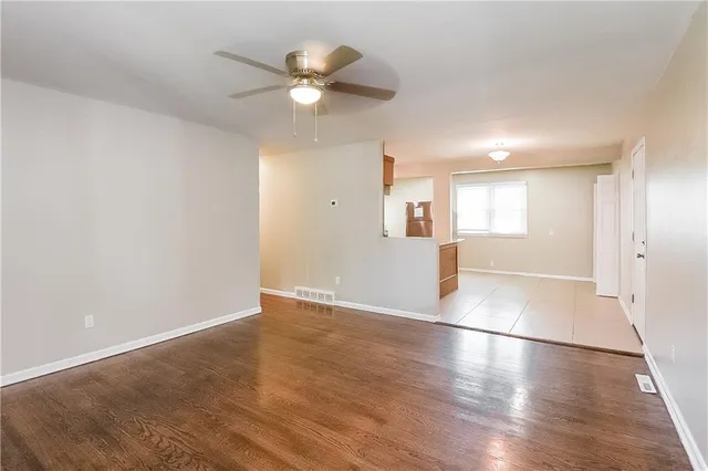 $1,325 | 705 West Marcia Avenue, Independence, MO 64050