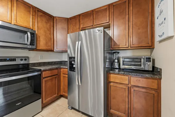 $125,000 | 2050 Oleander Boulevard, Unit 1106, Fort Pierce, FL 34950