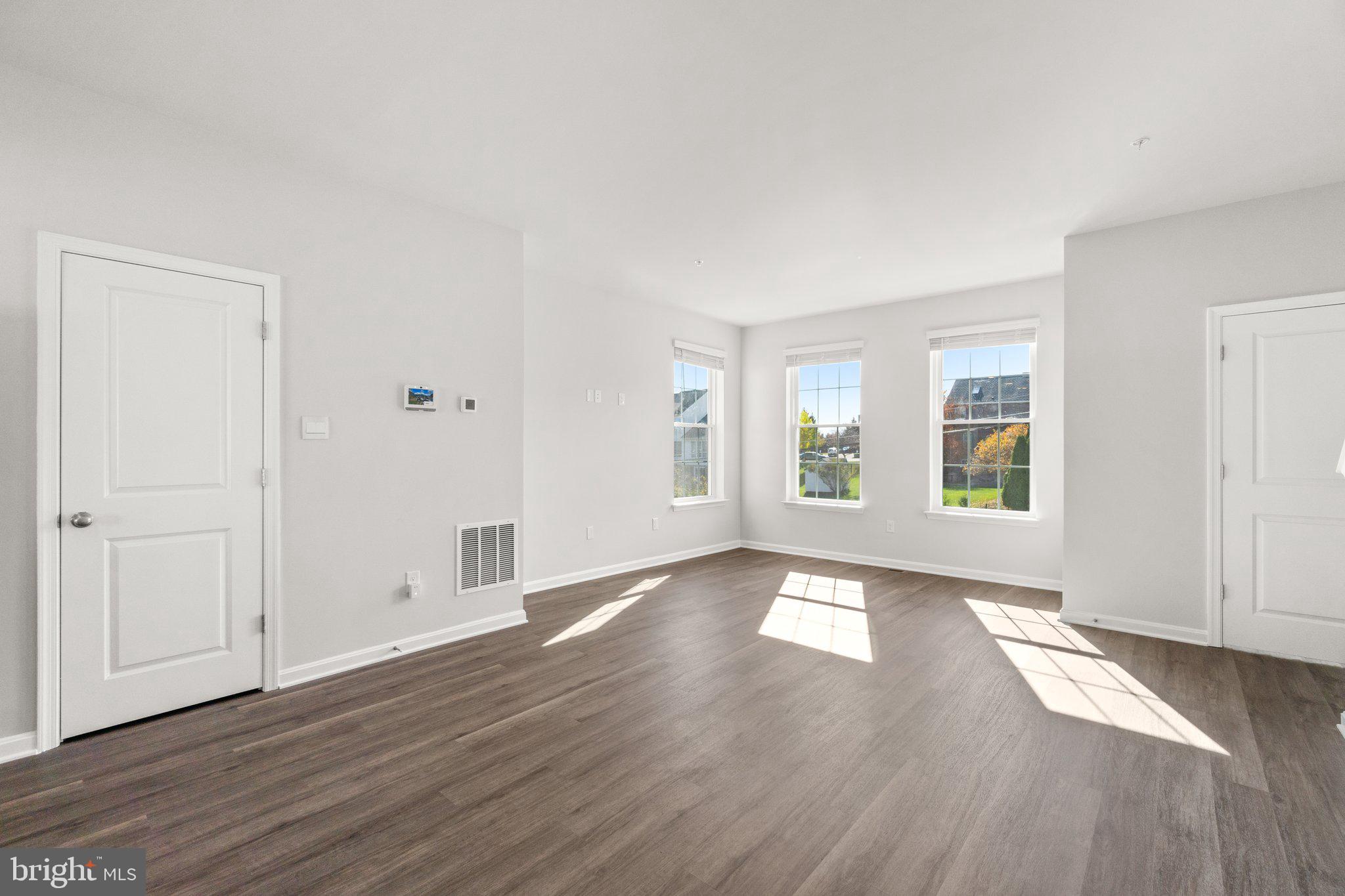 8614 Walter Martz Road Frederick, MD 21702 - Photo 4 of 33