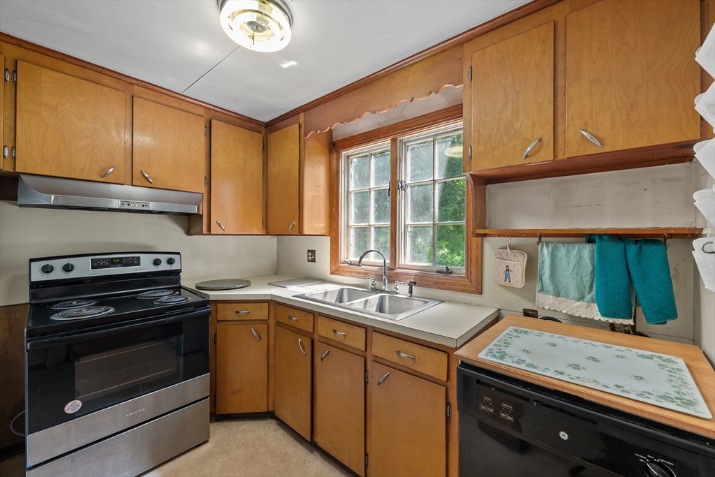 5 North Row Road Sterling, MA 01564 - Photo 16 of 41