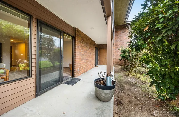 $389,000 | 8106 53rd Avenue West, Unit A, Mukilteo, WA 98275