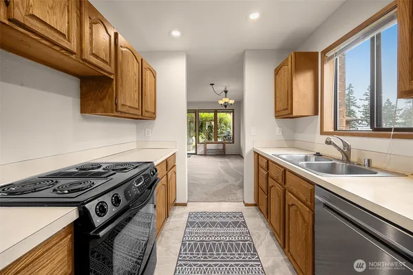 $389,000 | 8106 53rd Avenue West, Unit A, Mukilteo, WA 98275