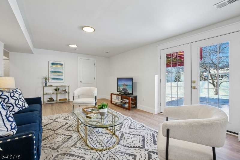 91 Warren Road West Orange, NJ 07052 - Photo 25 of 40