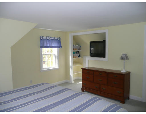 79 Forest Road Millis, MA 02054 - Photo 10 of 17 Gallery Image 10