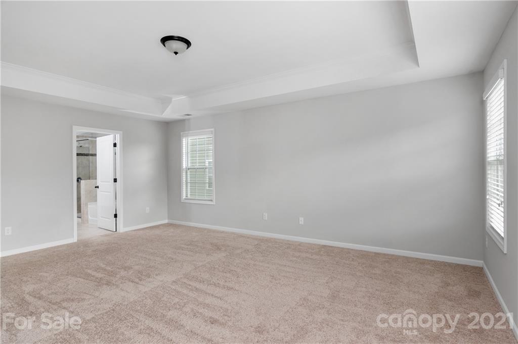 9428 Inverness Bay Road Charlotte, NC 28278 - Photo 13 of 27 Gallery Image 13