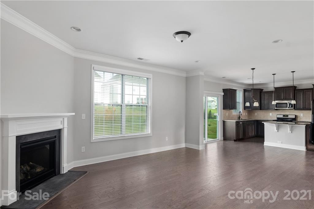 9428 Inverness Bay Road Charlotte, NC 28278 - Photo 10 of 27 Gallery Image 10