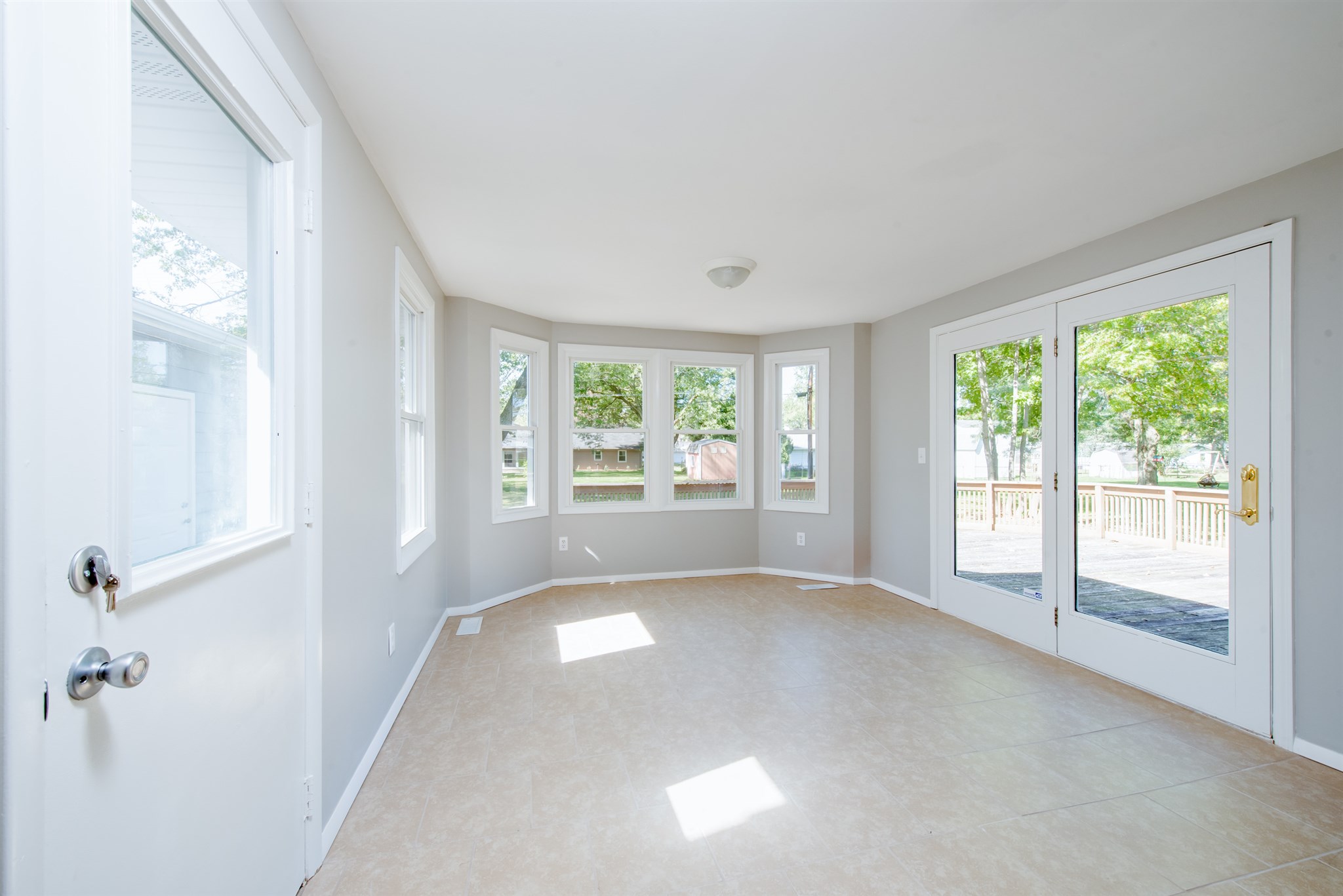 4763 Reed Road Fort Wayne, IN 46835 - Photo 14 of 36 Gallery Image 14