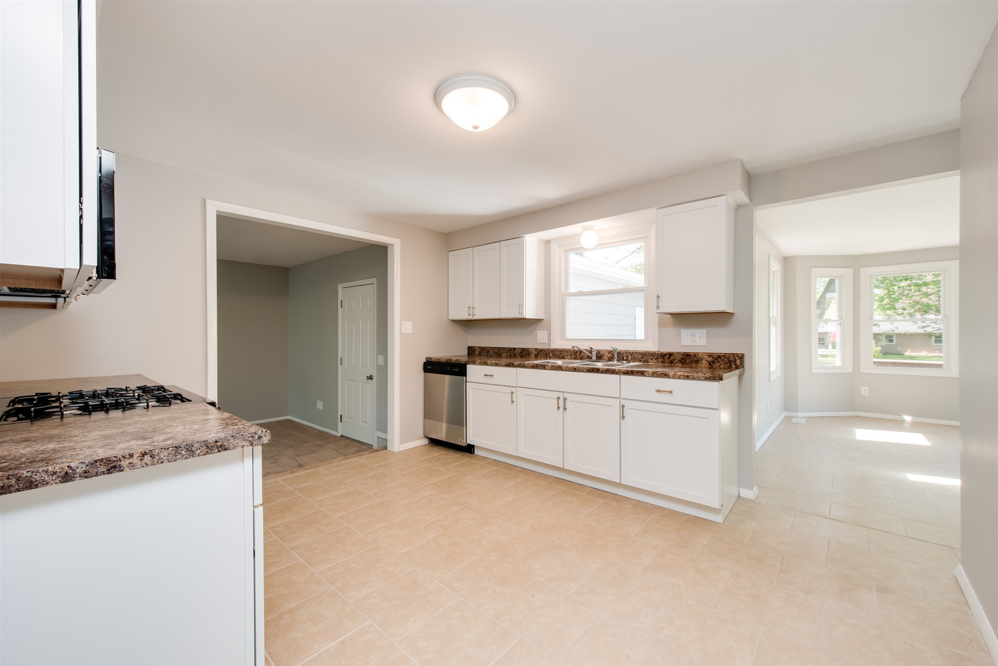 4763 Reed Road Fort Wayne, IN 46835 - Photo 8 of 36 Gallery Image 8