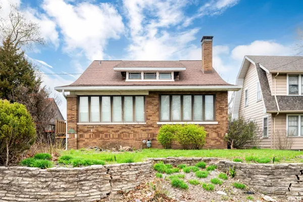 $165,000 | 3004 Knoxville Avenue, Peoria, IL 61603