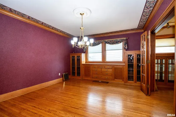 $165,000 | 3004 Knoxville Avenue, Peoria, IL 61603