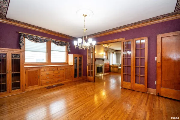$165,000 | 3004 Knoxville Avenue, Peoria, IL 61603