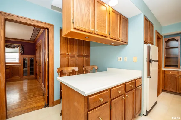 $165,000 | 3004 Knoxville Avenue, Peoria, IL 61603
