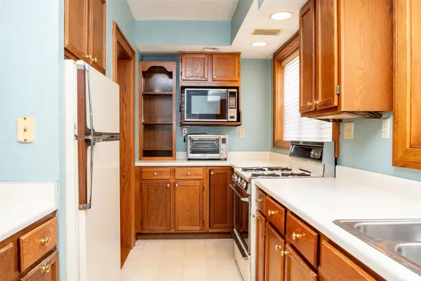 $165,000 | 3004 Knoxville Avenue, Peoria, IL 61603