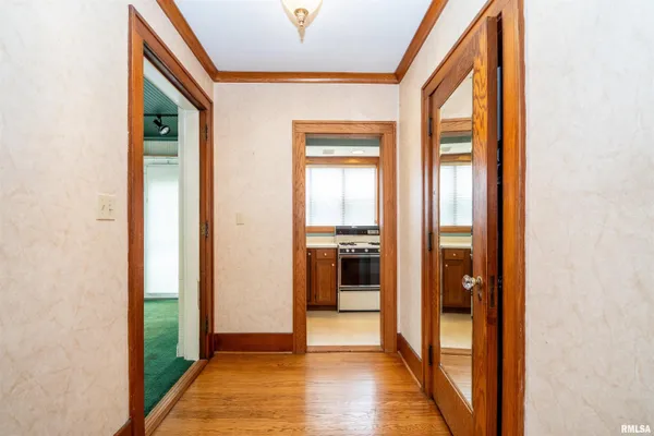 $165,000 | 3004 Knoxville Avenue, Peoria, IL 61603