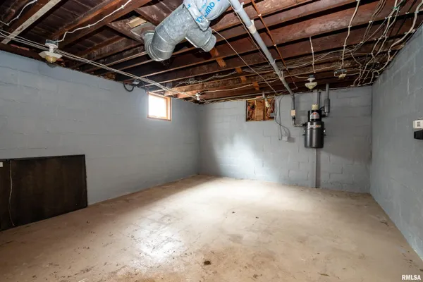 $165,000 | 3004 Knoxville Avenue, Peoria, IL 61603