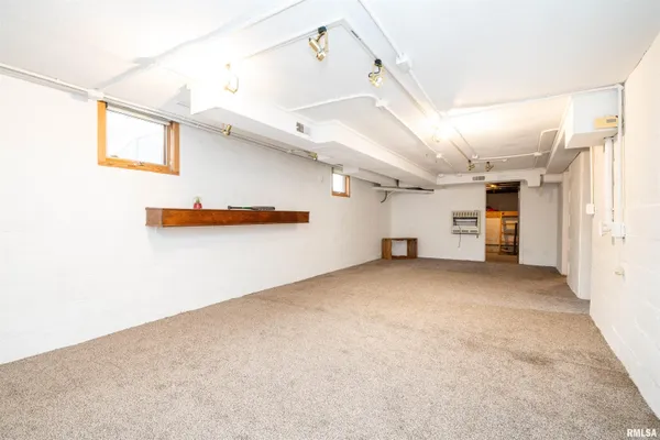 $165,000 | 3004 Knoxville Avenue, Peoria, IL 61603