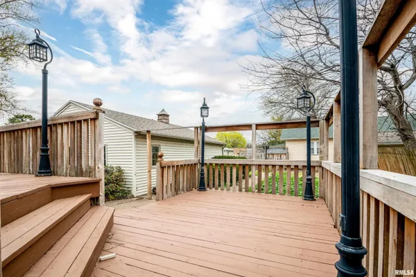 $165,000 | 3004 Knoxville Avenue, Peoria, IL 61603