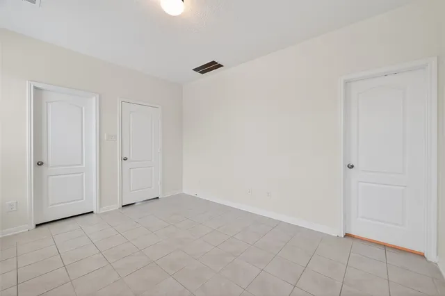 a view of a house with a garage