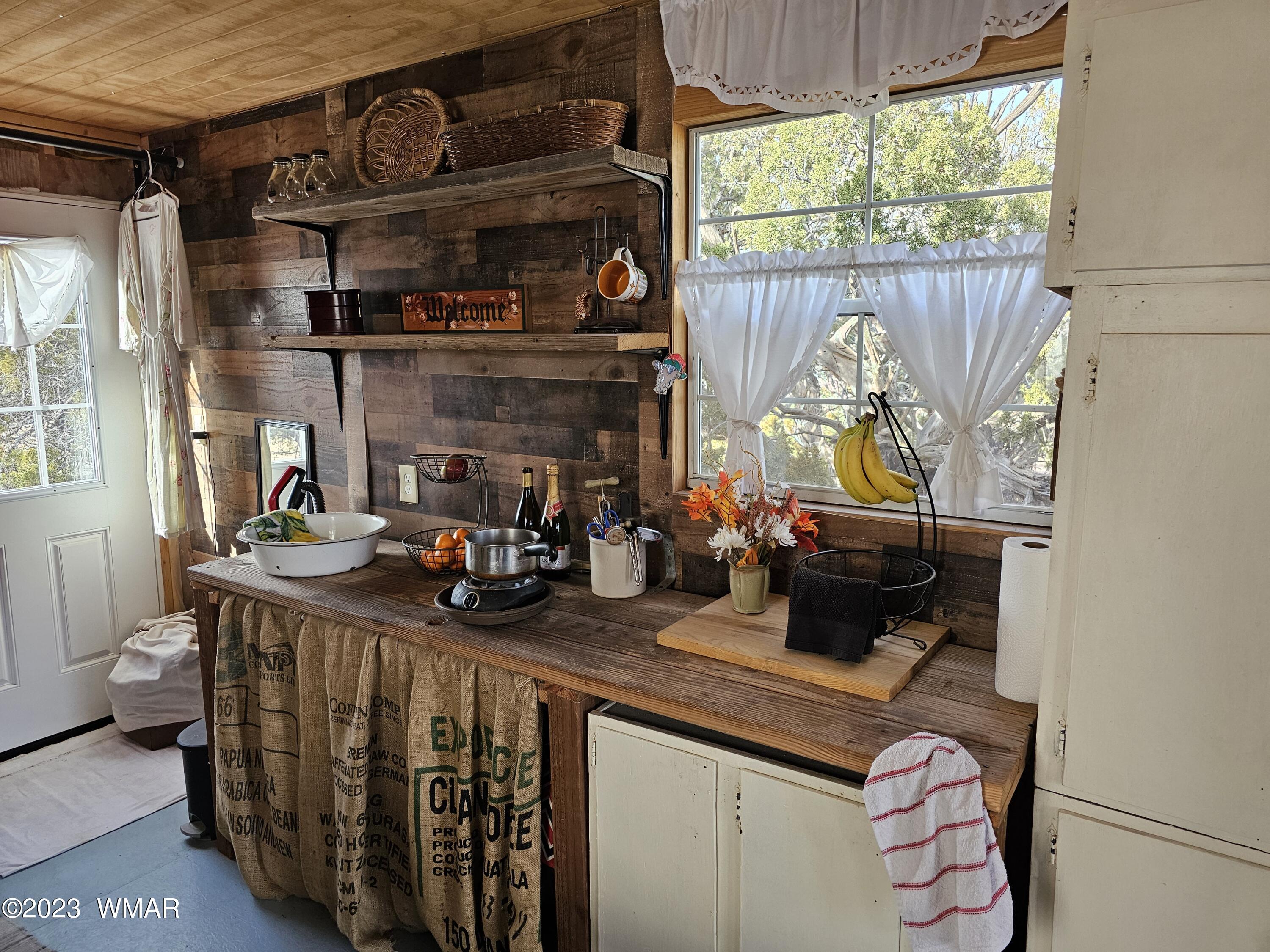 45 County Road St. Johns, AZ 85936 - Photo 6 of 25 Interior
