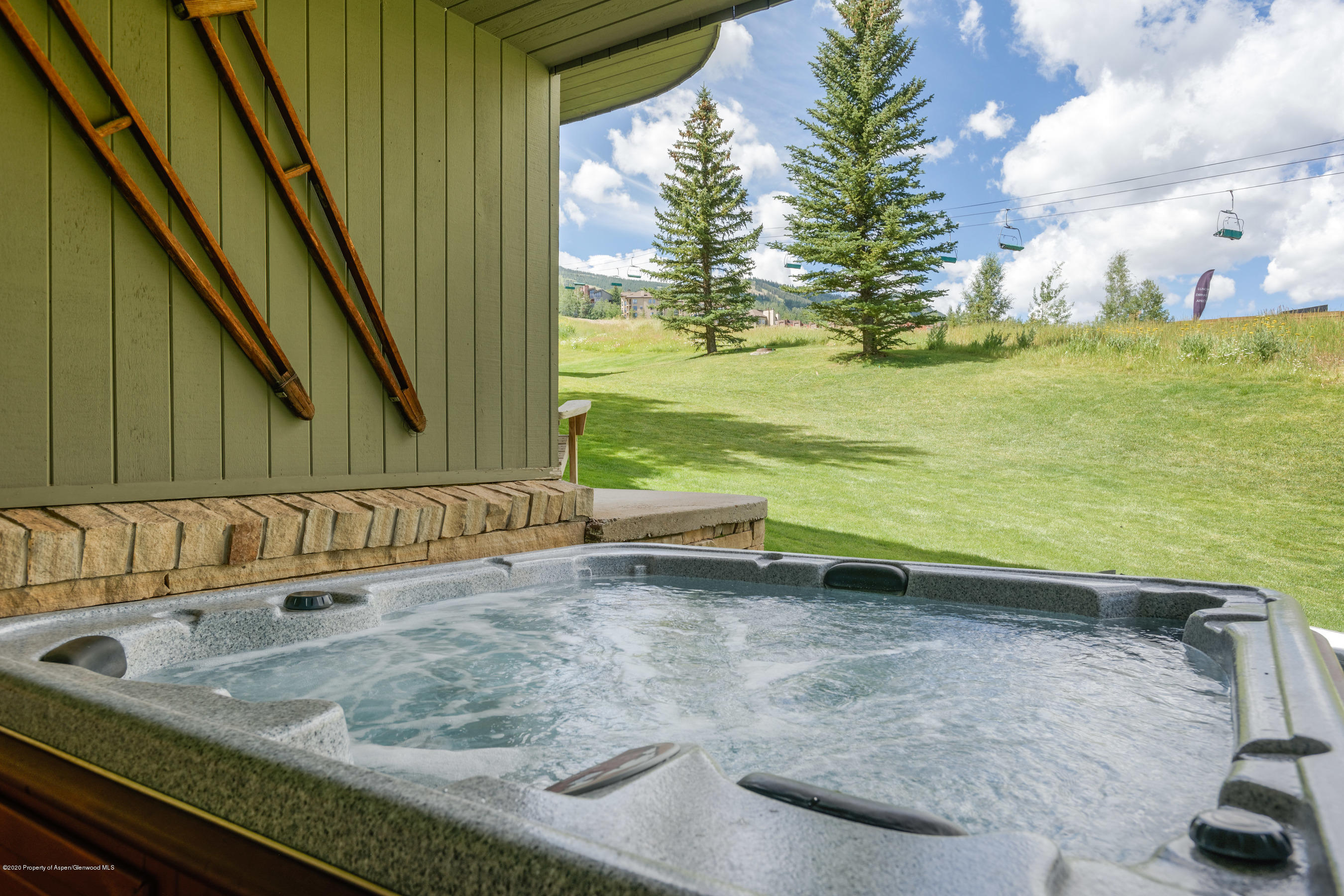 381 Ridge Road, Unit B4 Snowmass Village, CO 81615 - Photo 21 of 25 DeerbrookB4_Med326