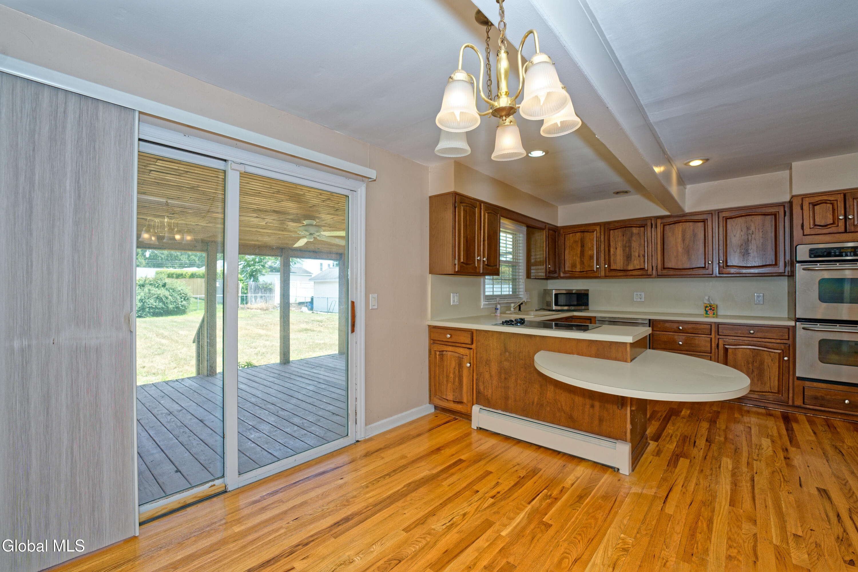 2076 Caldicott Road Rotterdam, NY 12303 - Photo 9 of 40 2 Kitchen 2