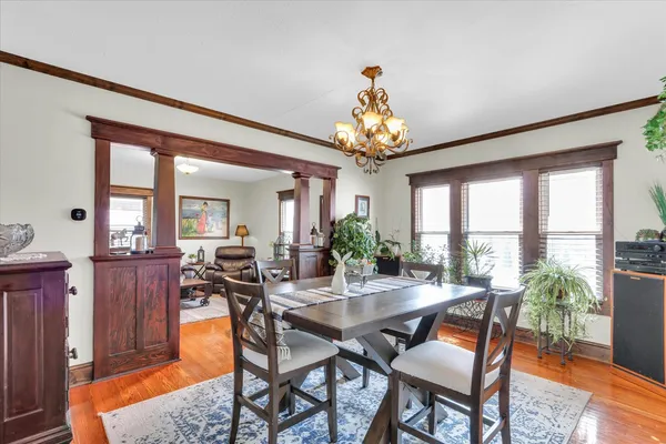 $399,900 | 105 South Division Street, Mahomet, IL 61853
